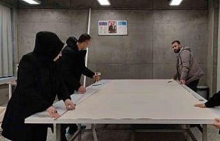 Meslek lisesi öğretmenleri, depremzedeler için...