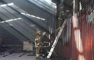 Metal fabrikasında yangın paniği
