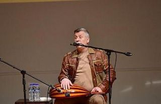 Metin Şentürk, Osmaniye’de öğrencilerle buluştu