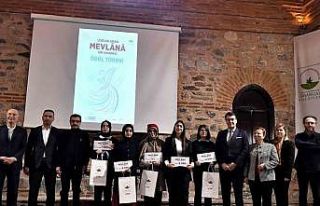 Mevlana Şiir Yarışması’nda ödüller sahiplerini...
