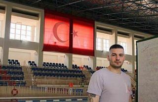Milli yüzücüden "kışın yüzün" tavsiyesi