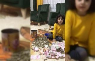 Minik Arin kumbarasını depremzedeler için bağışladı