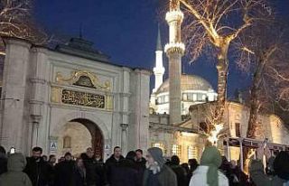 Miraç Kandili’nde depremzedeler için dua ettiler