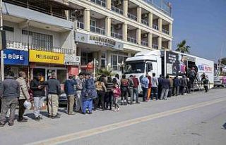 Mobil mutfak tırında tencereler depremzedeler için...