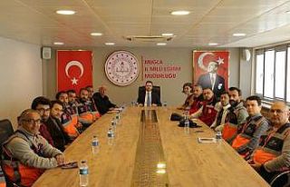 Muğla AKUB ve AFAD gönüllüsü 19 kişi deprem...