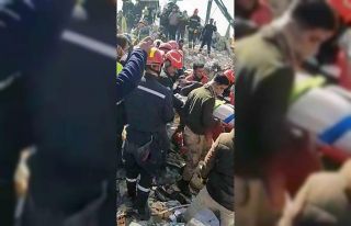 Muğla itfaiyesi Hatay’da 151 saat sonra can kurtardı