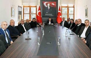 Muğlalı mermercilerin deprem seferberliği devam...