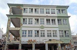 Mustafakemalpaşa’daki okullarda deprem seferberliği