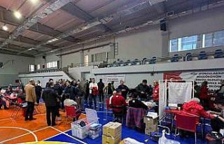 Ortaca’da depremzedeler için kan bağışı