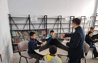 Özalp Belediyesinden öğrencilere 10 bin adet kitap...