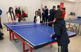 Paralimpik milli sporcular depremzede çocuklarla...