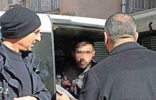 Parkta oturan kadının kapkaç kabusu, vatandaş...