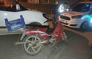 Plakasız motosiklet çalıntı şüphesiyle otoparka...