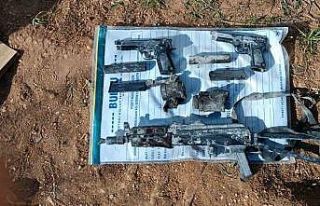 Polisin eylem hazırlığındaki teröristi yakalaması...