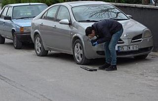 Polisten kaçan şüphelilerin aracından uzun namlulu...