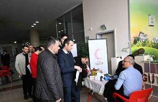 Pursaklar’da deprem bölgesi için kan bağışı...