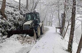 Rize’de kar yağışından ötürü 26 köy yolu...