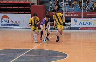 Salon Hokeyi Süper Lig 2. Etap lideri Gaziantep Polisgücü