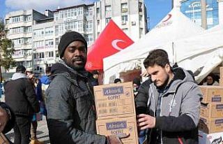 Samsun’dan deprem bölgesine yardım zinciri: Yabancı...