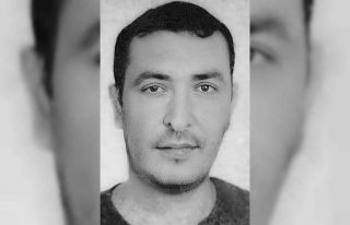 Sandalyeden düşen şahıs tedavi gördüğü hastanede...