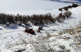 Şarampole uçan otomobildeki 3’ü ağır toplam...