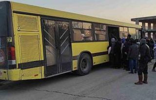 Sarı otobüslerle umuda yolculuk