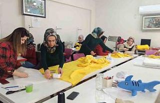 Siirt’te üretilen uyku tulumları ve oyuncaklar...