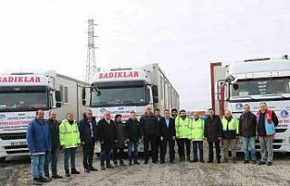 Sinop’tan afet bölgesine 8 konteyner gönderildi