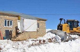 Şırnak’ta kapalı yayla yolları 10 günlük çalışmayla...