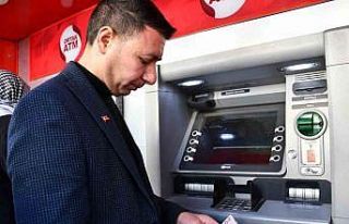 Siverekli gazi bir aylık maaşını depremzedelere...