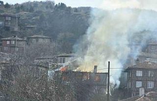 Sobadan çıkan yangında evde bulunan tüpler patladı,...