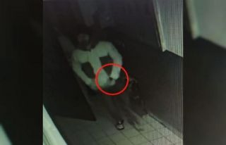 Suç makinesini elindeki dövme yakalattı