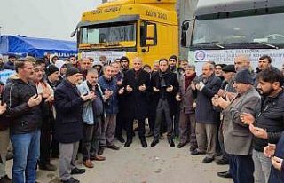 Suluova’dan deprem bölgesine yardım tırları...