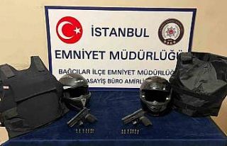 Şüpheli araçta bulunan şahısların üzerinden...