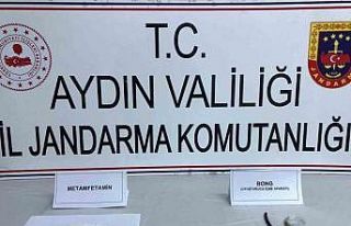 Şüpheli şahıslar uyuşturucu ile yakalandı