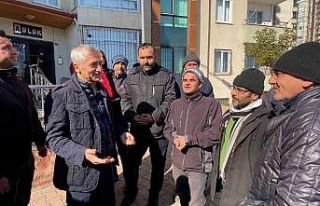 Tahmazoğlu, yan yattı denilen konutları ziyaret...