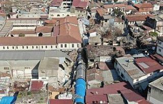 Tarihi Uzun Çarşı, deprem sonrası büyük hasar...