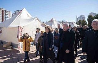 TBMM Başkanı Şentop çadır kenti ziyaret etti