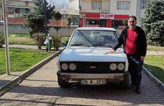 Tek aracını depremzedelere konteyner alana verecek