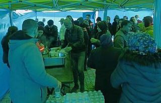 Tepebaşı’nın ihtiyaç malzemeleri köylere ulaşıyor