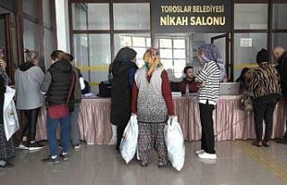 Toroslar Belediyesi depremzedeleri yalnız bırakmıyor