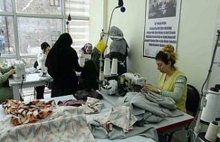 Trabzon’da depremzedeler için kışlık kıyafet...