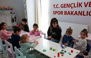 Tunceli’de depremzede öğrenciler için sınıf...