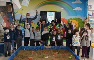 Türkan Saylan Çağdaş Yaşam Merkezi 65 etkinliğe...