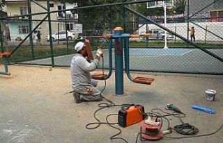 Tuzla’da eskiyen parklar, geri dönüşüm malzemeleriyle...