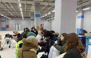 Ümraniye Belediyesi’nden afet bölgesine yoğun...