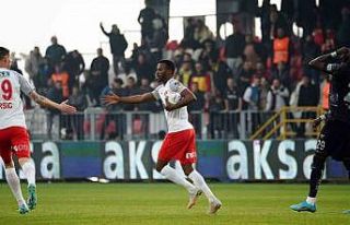 Ümraniyespor 4 maç sonra puan aldı