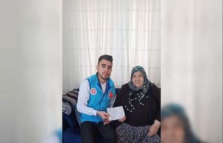 Umre ziyareti için biriktirdiği parayı depremzedelere...