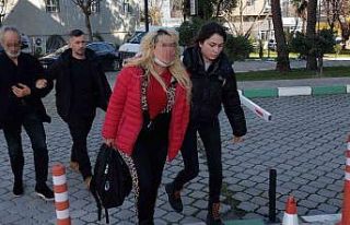 Valizinde uyuşturucu ele geçen kadın tutuklandı