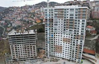 Yaptığı 24 katlı binayla sosyal medyanın gündemine...